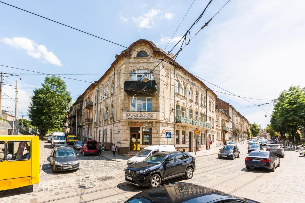 Сучасна Квартира По Вул Дарії Гусяк 9 Біля Краківського Lviv Kültér fotó